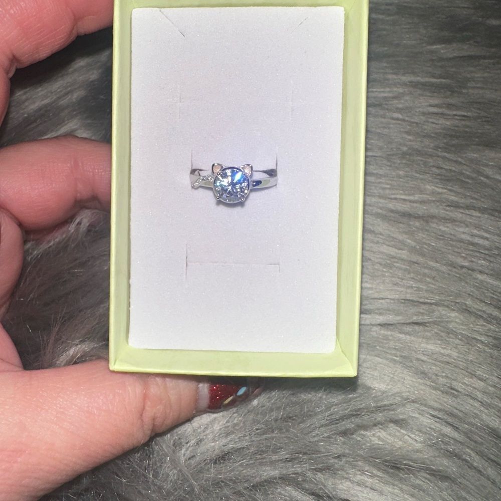 Sterling silver Moissanite Cat Ring with Crystal Accent
